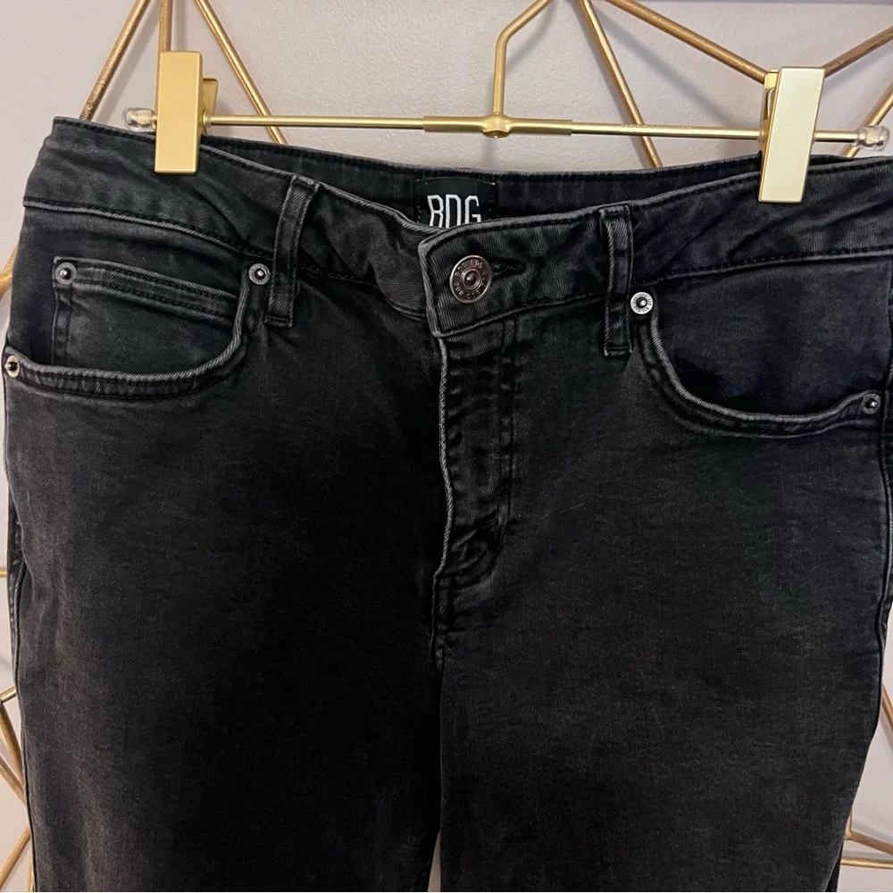 BDG Black Straight Leg Women's Jeans - Picture 2 of 6